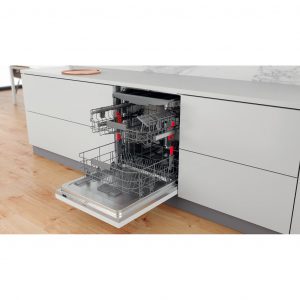 Whirlpool Integrated Dishwasher: in Silver – WIC 3C33 PFE UK